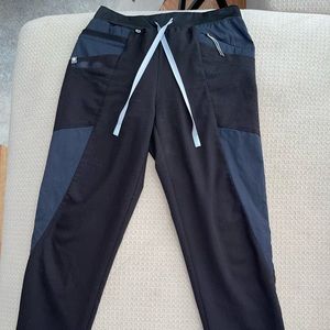XS Black Scrub Pants